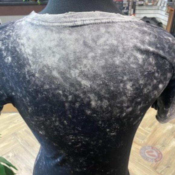 Cute Women's Black/Grey Reversible Affliction Tee, Size Large - Picture 7 of 7